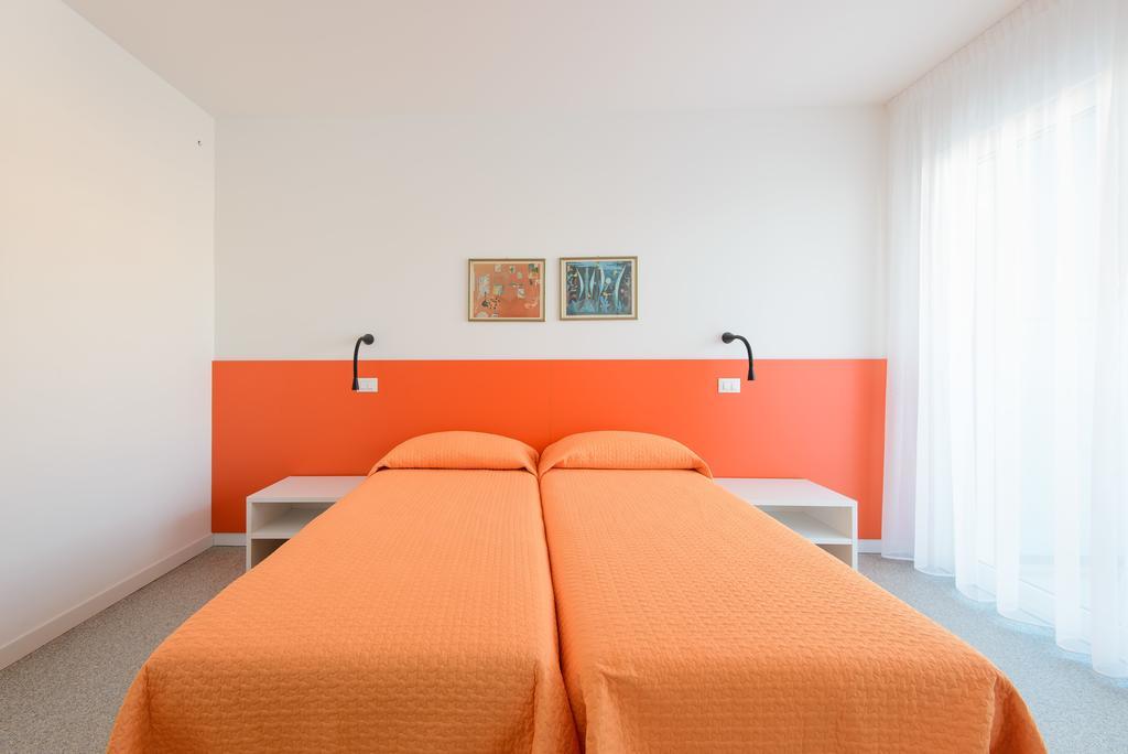 Residenza Edda Apartment Lignano Sabbiadoro Room photo